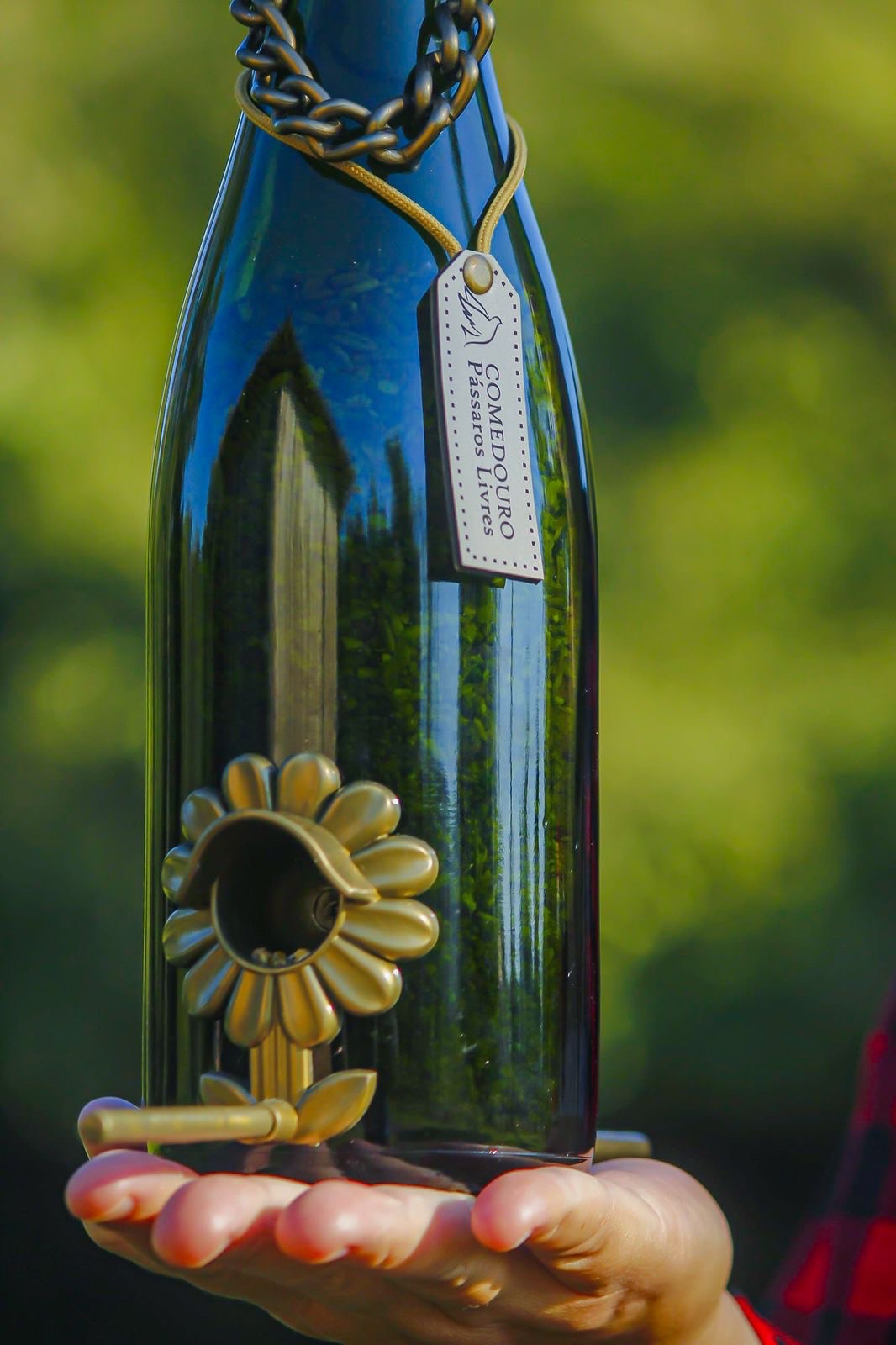 Kit 2 Comedouros Pássaros Livres – Garrafa Champagne Branco e Verde