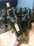 Kit 2 Comedouros Para Pássaros Livres – Garrafa Vinho Verde