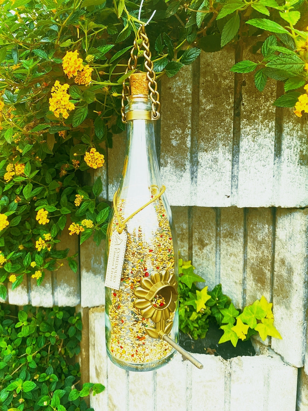 Comedouro Tratador Pássaros Livres – Garrafa Cham. Branca