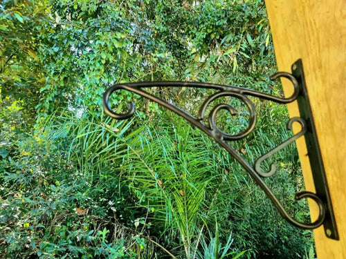 Cantoneira para Comedouros