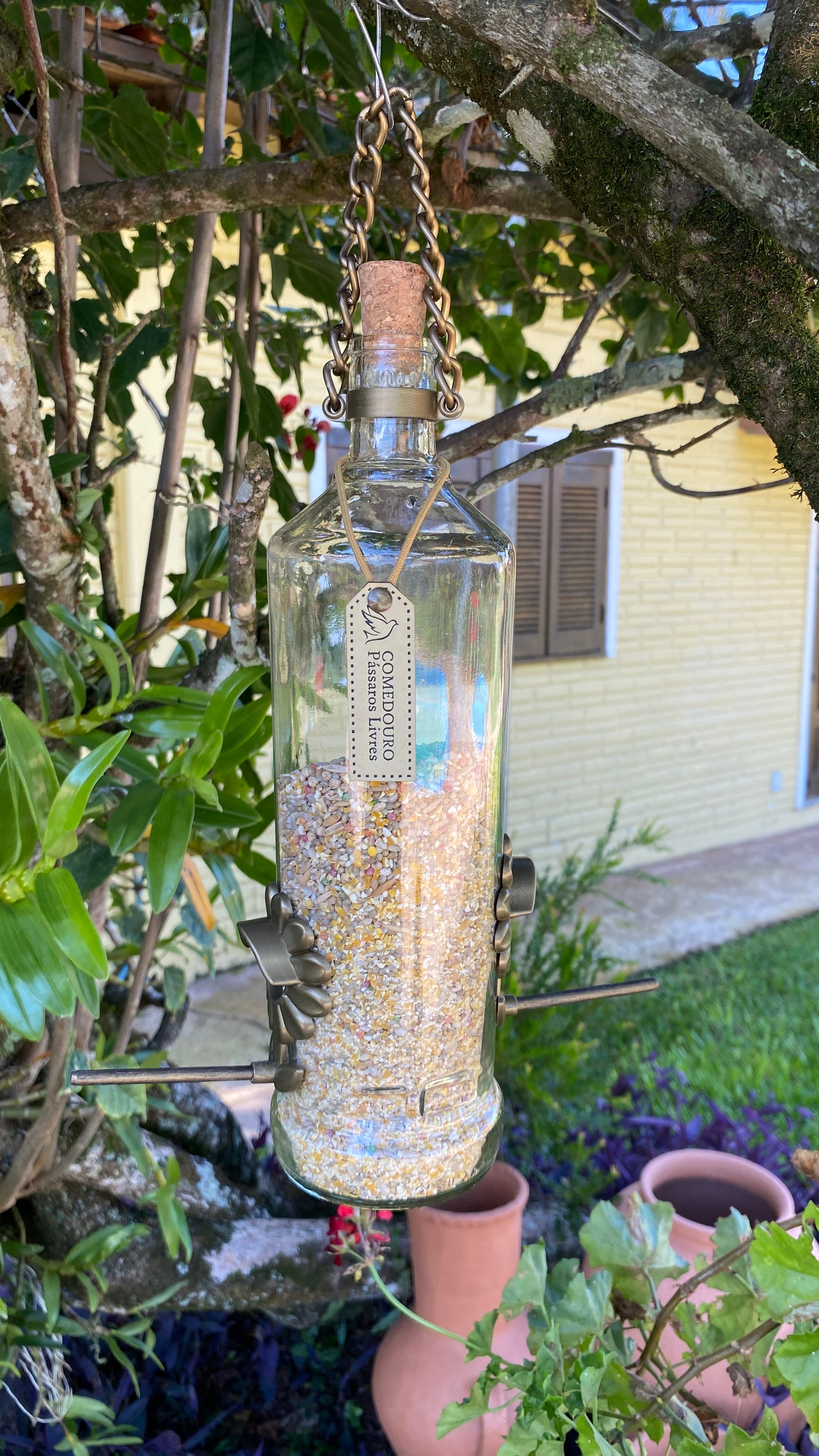 Comedouro Tratador Pássaros Livres – Garrafa De Smirnoff