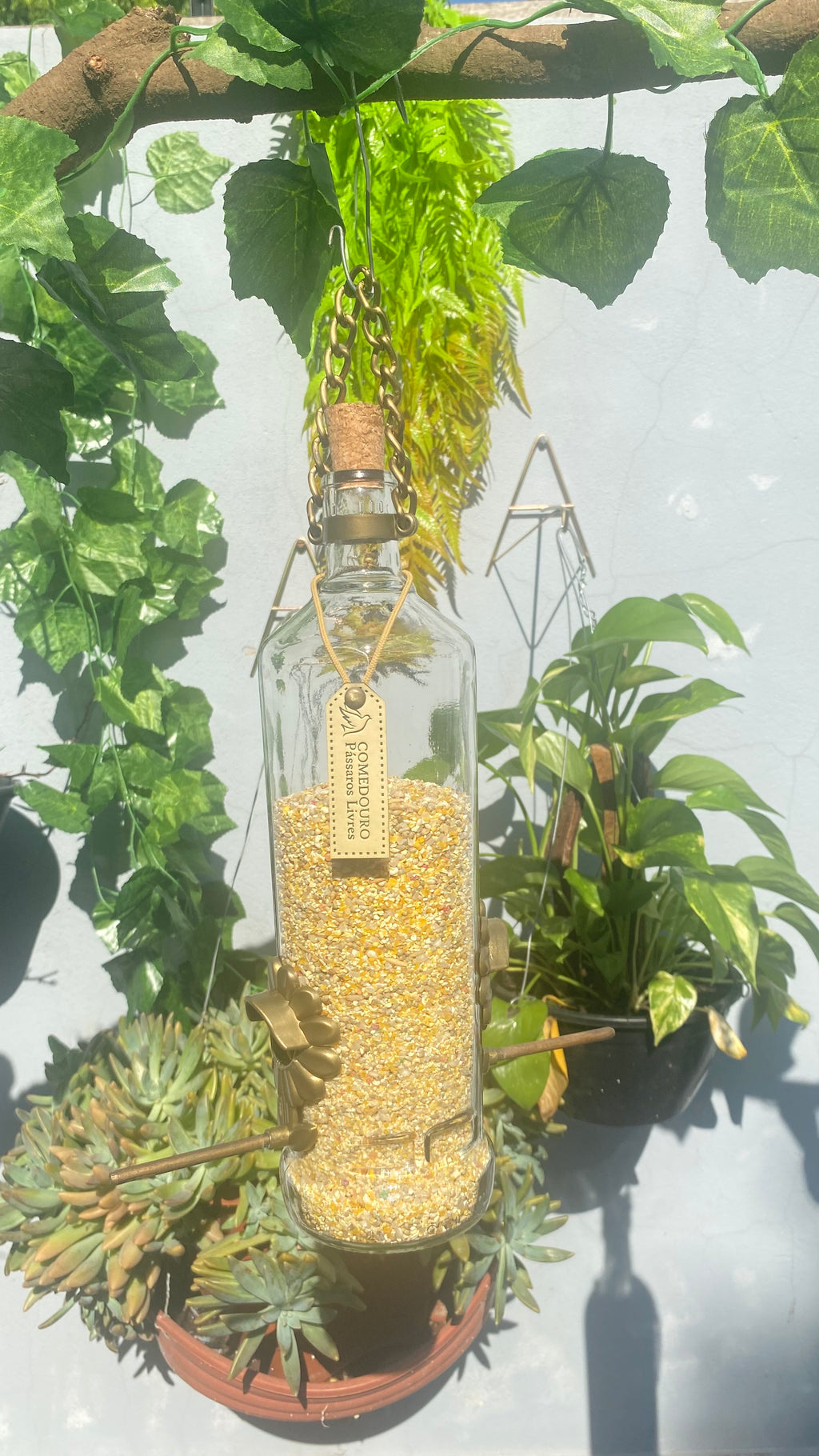 Kit Com 3 Comedouros Pássaros Livres – Garrafa Smirnoff